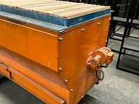 Industriële afzuigtafel voor schuren typhoon - afbeelding 2 van  7