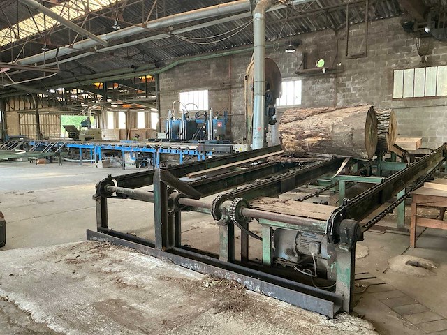 Industriële boomstamzaaglijn - afbeelding 1 van  33