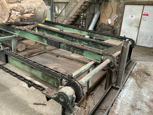 Industriële boomstamzaaglijn - afbeelding 23 van  33