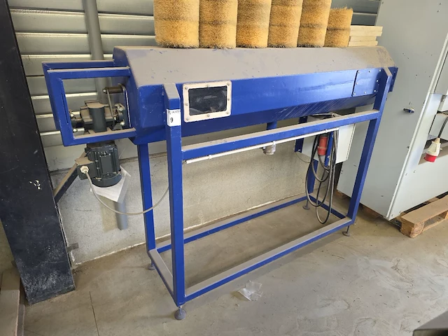 Industriële borstelmachine - afbeelding 1 van  5
