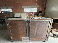 Industriële buitenkeuken - afbeelding 1 van  5