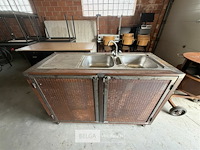 Industriële buitenkeuken - afbeelding 2 van  5