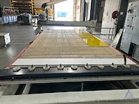 Industriële cnc freesmachine van het merk cyborg, model r-2040-sv-l, bouwjaar 2017. voorzien van een vermogen van 11,5 kw en een 3-fasen aansluiting van 400 v. - afbeelding 3 van  6