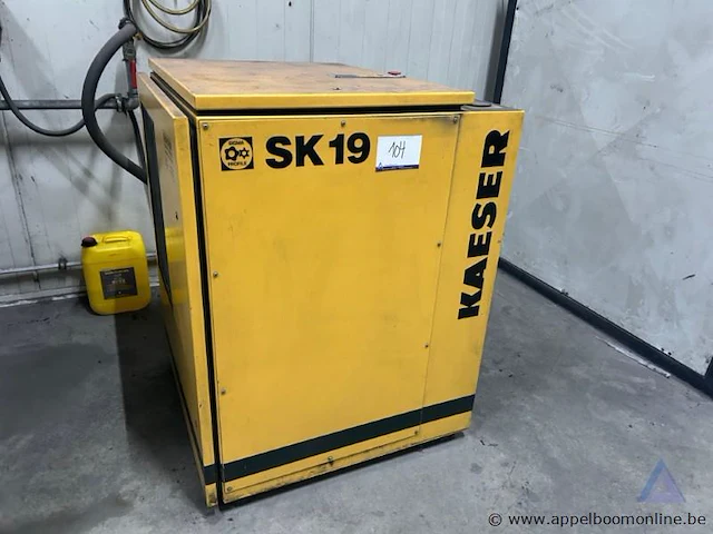 Industriële compressor kaeser sk 19, bouwjaar 1995, met een vermogen van 11 kw. 78230 bedrijfsuren - afbeelding 1 van  4