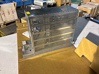 Industriële computer en remeenheid - afbeelding 6 van  8