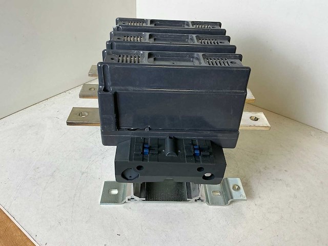 Industriële contactor - afbeelding 7 van  9