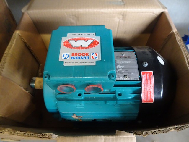 Industriële elektromotor brook hansen - afbeelding 2 van  3
