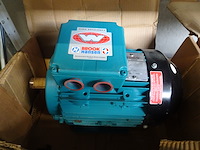 Industriële elektromotor brook hansen - afbeelding 2 van  3