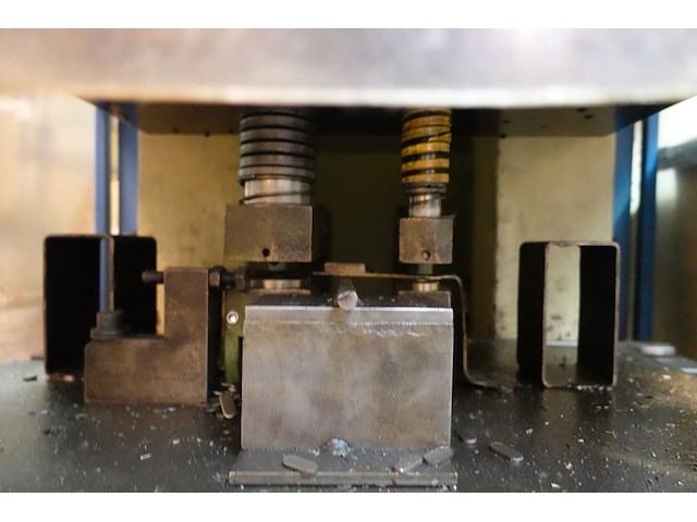 Industriële excenterpers / mechanische ponsmachine lvd - afbeelding 3 van  8