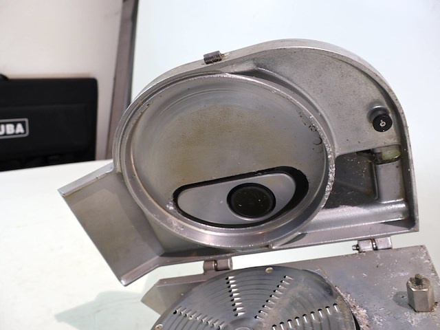 Industriele groentensnijmachine - afbeelding 7 van  7