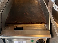 Industriele inox grill ggmgastro (8) - afbeelding 2 van  4