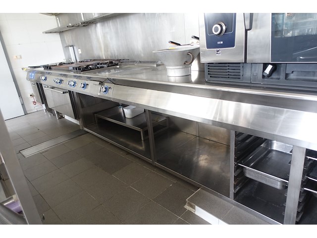 Industriële keukeninrichting rvs electrolux - afbeelding 1 van  5