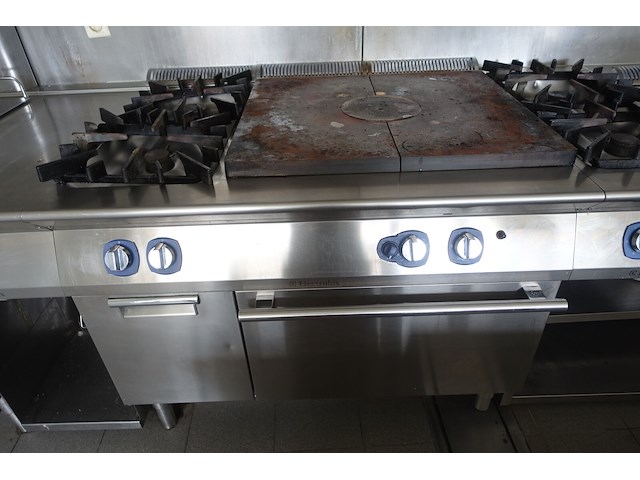 Industriële keukeninrichting rvs electrolux - afbeelding 4 van  5