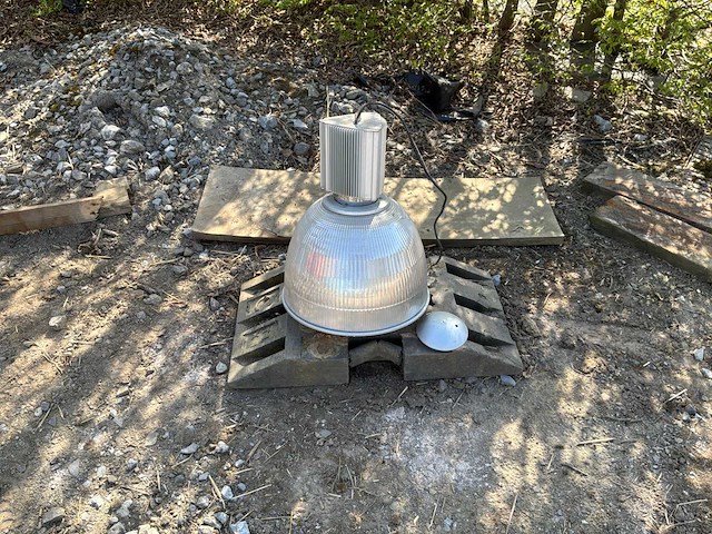 Industriële lamp (16x) - afbeelding 1 van  3