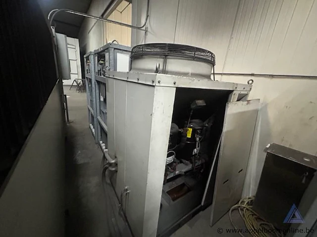 Industriële lasersnijmachine lvd axel 3015, bouwjaar 2001, met een vermogen van 80 kw - afbeelding 3 van  11