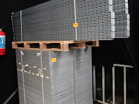 Industriële metalen legbordstelling schäfer - afbeelding 1 van  6