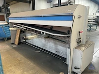 Industriële plaatschaar lvd mv-e met een maximale diktecapaciteit van 6 mm. inclusief voetpedaal. - afbeelding 4 van  5