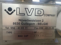 Industriële plaatschaar lvd mv-e met een maximale diktecapaciteit van 6 mm. inclusief voetpedaal. - afbeelding 3 van  5