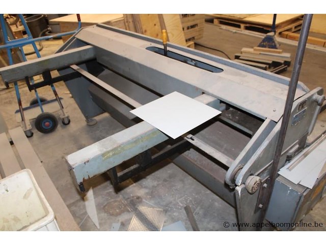 Industriële plaatschaar, reinhardt, ras 2.20, 2.2 kw, 1100 kg, werking niet gekend - afbeelding 2 van  3