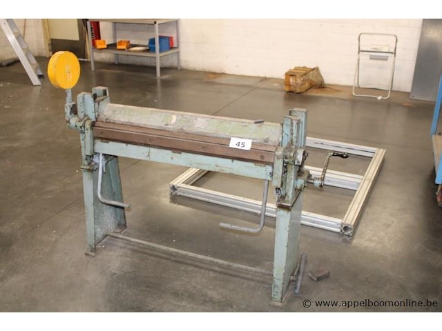 Industriële plooibank, werkbreedte 1000 mm, max. plaatdikte 1.25 mm, werking niet gekend - afbeelding 1 van  2