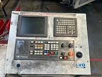 Industriële ponsmachine lvd delta 1500 met een vermogen van 36 kw en een maximale ponskracht van 200 kn. de machine werkt op 400 v en heeft bouwjaar 2001 - afbeelding 3 van  11