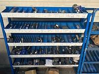 Industriële ponsmachine lvd delta 1500 met een vermogen van 36 kw en een maximale ponskracht van 200 kn. de machine werkt op 400 v en heeft bouwjaar 2001 - afbeelding 11 van  11