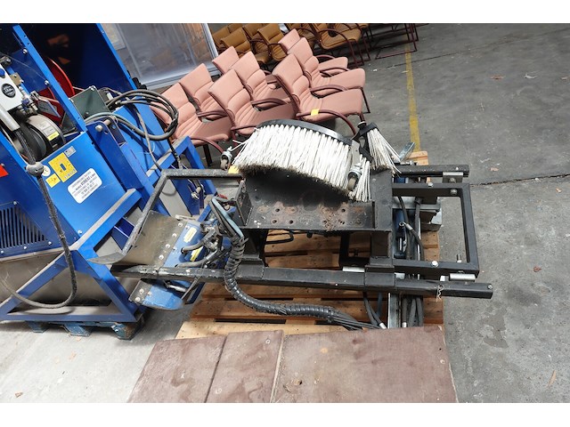 Industriële reinging-/ veegopstelling mm - afbeelding 5 van  13