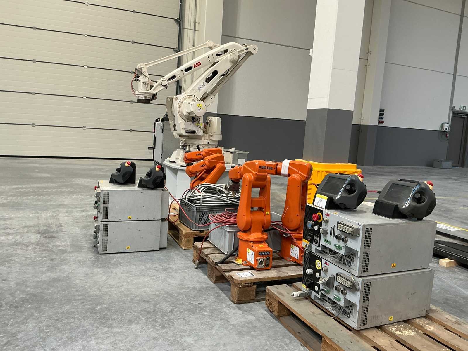 Industriële robots, automatisatie-onderdelen en aanhangwagen