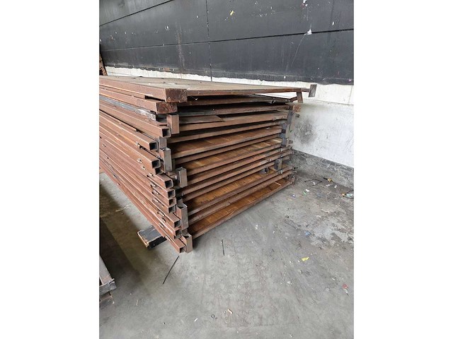 Industriele rustieke wanden en deuren - afbeelding 13 van  14