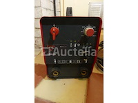 Industriële schalen, compressoren, palletwagens, gereedschap, lasstijlen