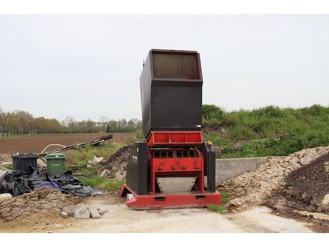 Industriële shredder bronneberg elektrisch - afbeelding 1 van  1