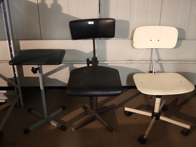 Industriële stoel (x3) - afbeelding 1 van  8