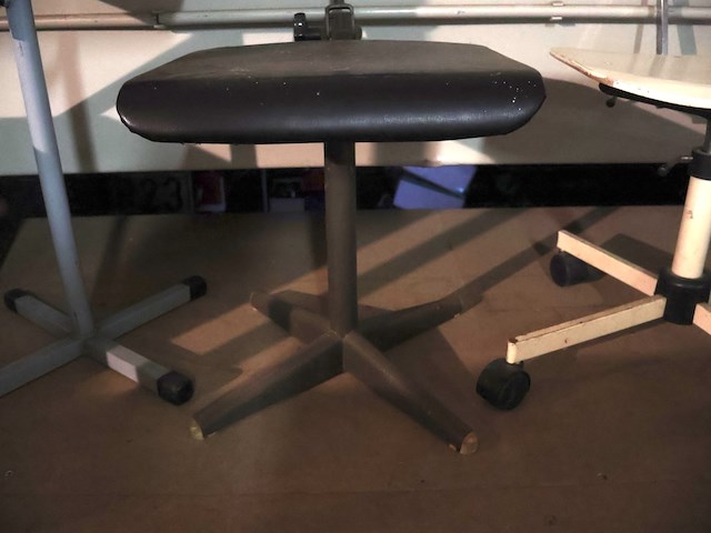 Industriële stoel (x3) - afbeelding 5 van  8