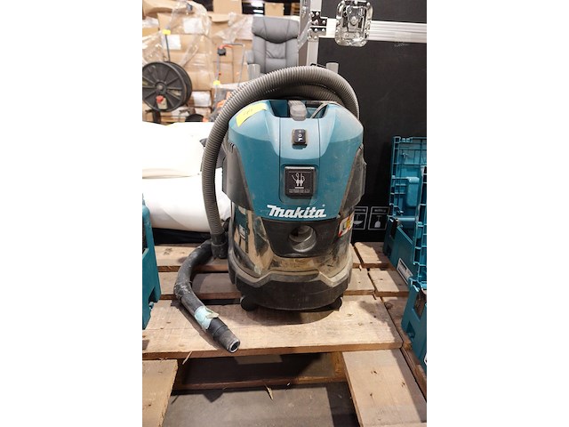 Industriële stofzuiger makita - afbeelding 1 van  6