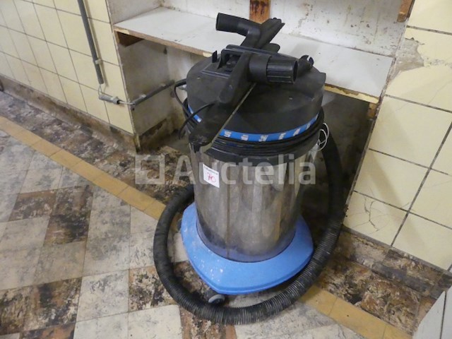 Industriële stofzuiger merk en model onleesbaar - afbeelding 3 van  5