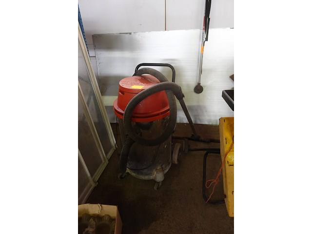 Industriële stofzuiger met 2 motoren - afbeelding 1 van  2