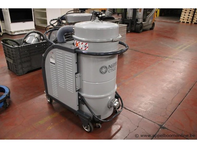 Industriële stofzuiger, nilfisk, cts22, 2.20 kw, 400 v, werking niet gekend - afbeelding 1 van  3