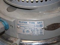 Industriële stofzuiger, nilfisk, gst, 220 v, 700 w, werking niet gekend - afbeelding 2 van  2