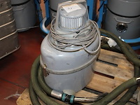 Industriële stofzuiger, nilfisk, gst, 220v, 700w, werking niet gekend - afbeelding 1 van  2
