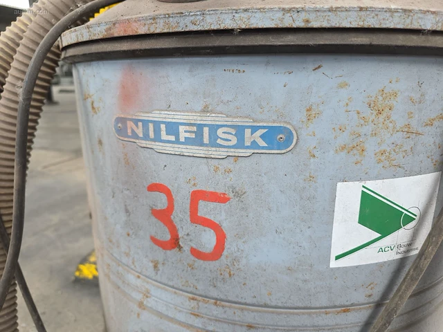 Industriële stofzuiger nilfisk - afbeelding 2 van  5