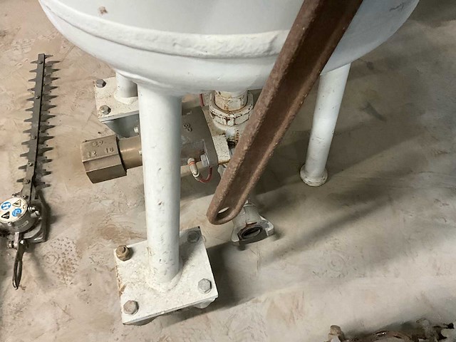 Industriële straalketel / mobiele zandstraalinstallatie – 50 liter - afbeelding 7 van  9