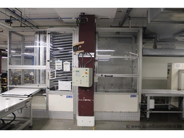 Industriële transportmachine, idec, met siemens simatic op7 bedieningspaneel, rollenbanen, werking niet gekend - afbeelding 1 van  4