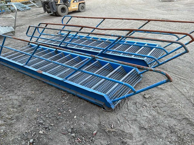 Industriële trap (2x) - afbeelding 3 van  6