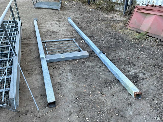 Industriële trap (2x) - afbeelding 8 van  9