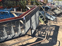 Industriële trap met 2x bordes - afbeelding 5 van  6