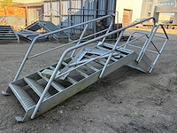Industriële trap uit inox - afbeelding 3 van  5