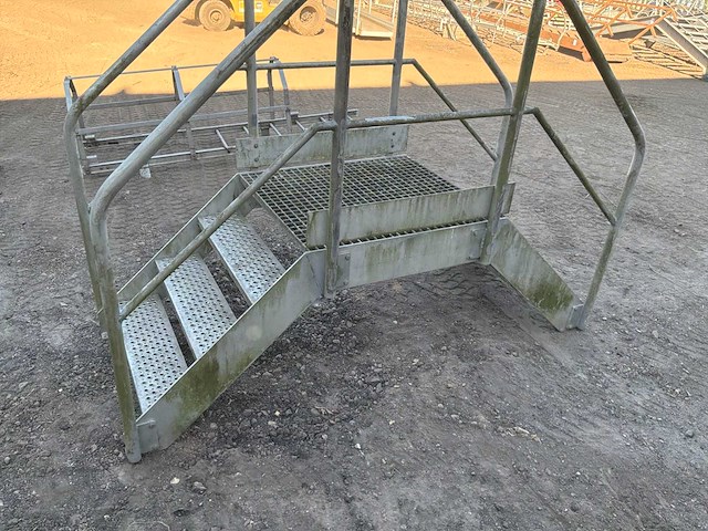Industriële trap - afbeelding 2 van  2