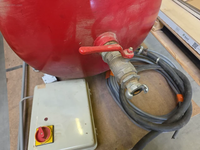 Industriële tweetraps zuigercompressor shamal - afbeelding 3 van  7