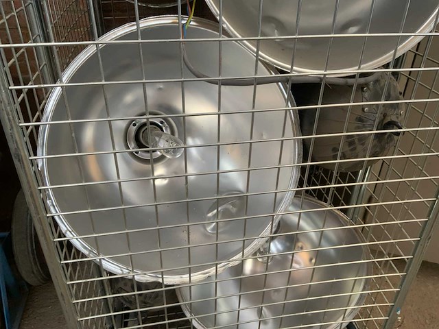 Industriële verichting (9x) - afbeelding 3 van  4