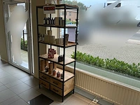 Industriële vitrinekast met houten legplanken en 4 lades – 193 x 80 cm - afbeelding 3 van  3